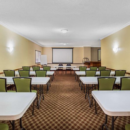 Baymont By Wyndham Tehachapi Hotel Eksteriør billede