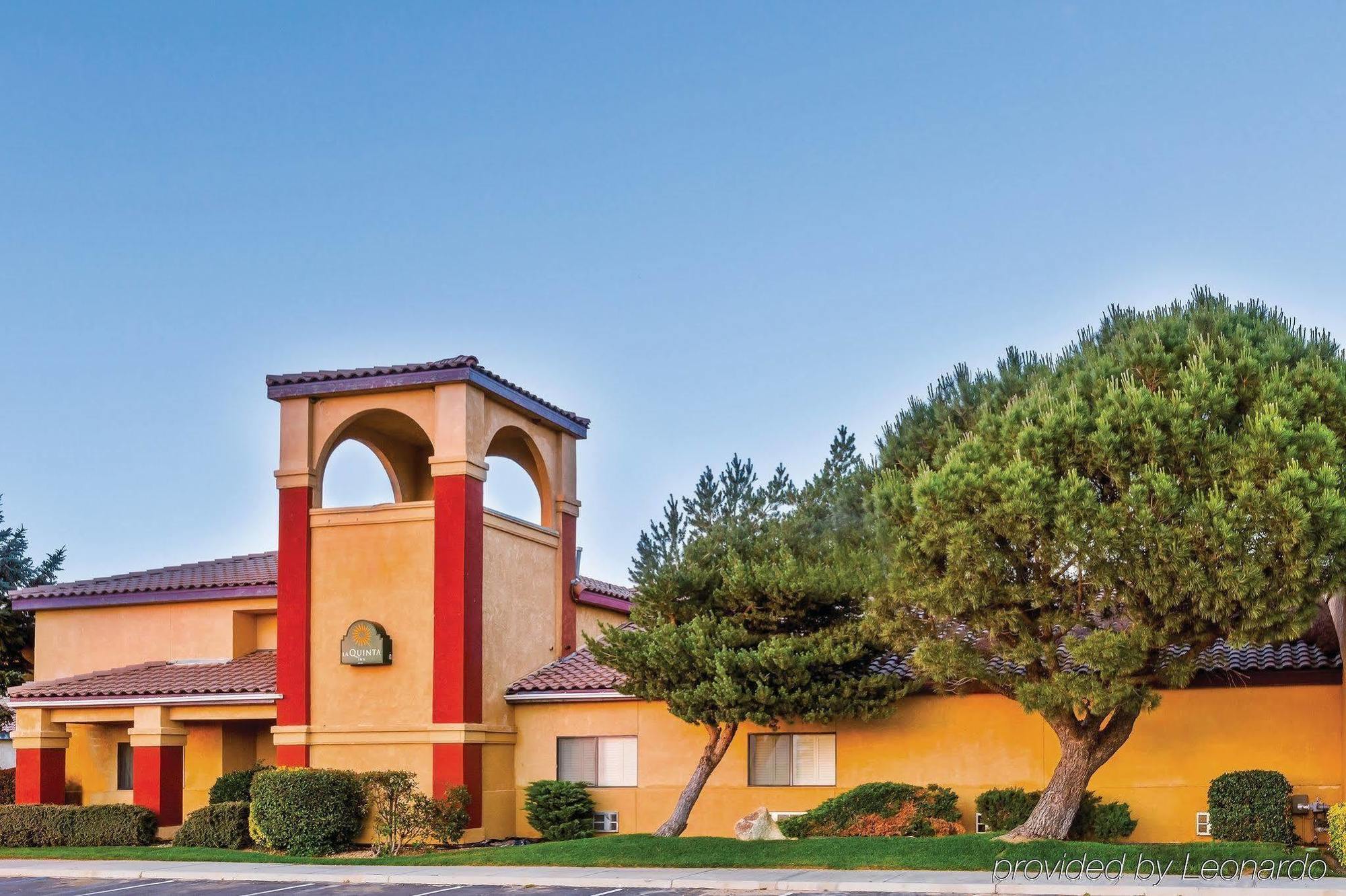 Baymont By Wyndham Tehachapi Hotel Eksteriør billede